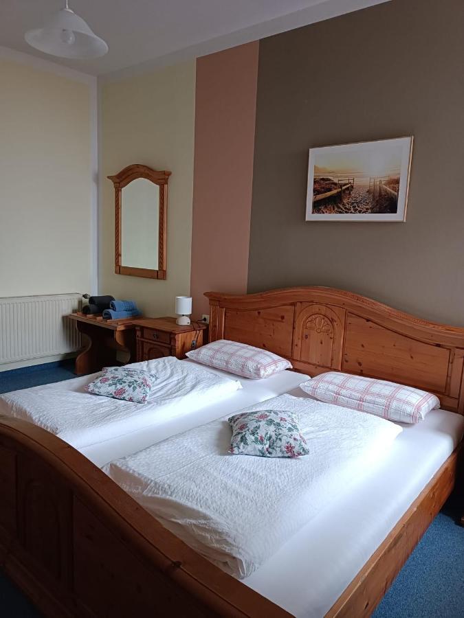 Garni Hotel Post Weißenstadt Eksteriør bilde