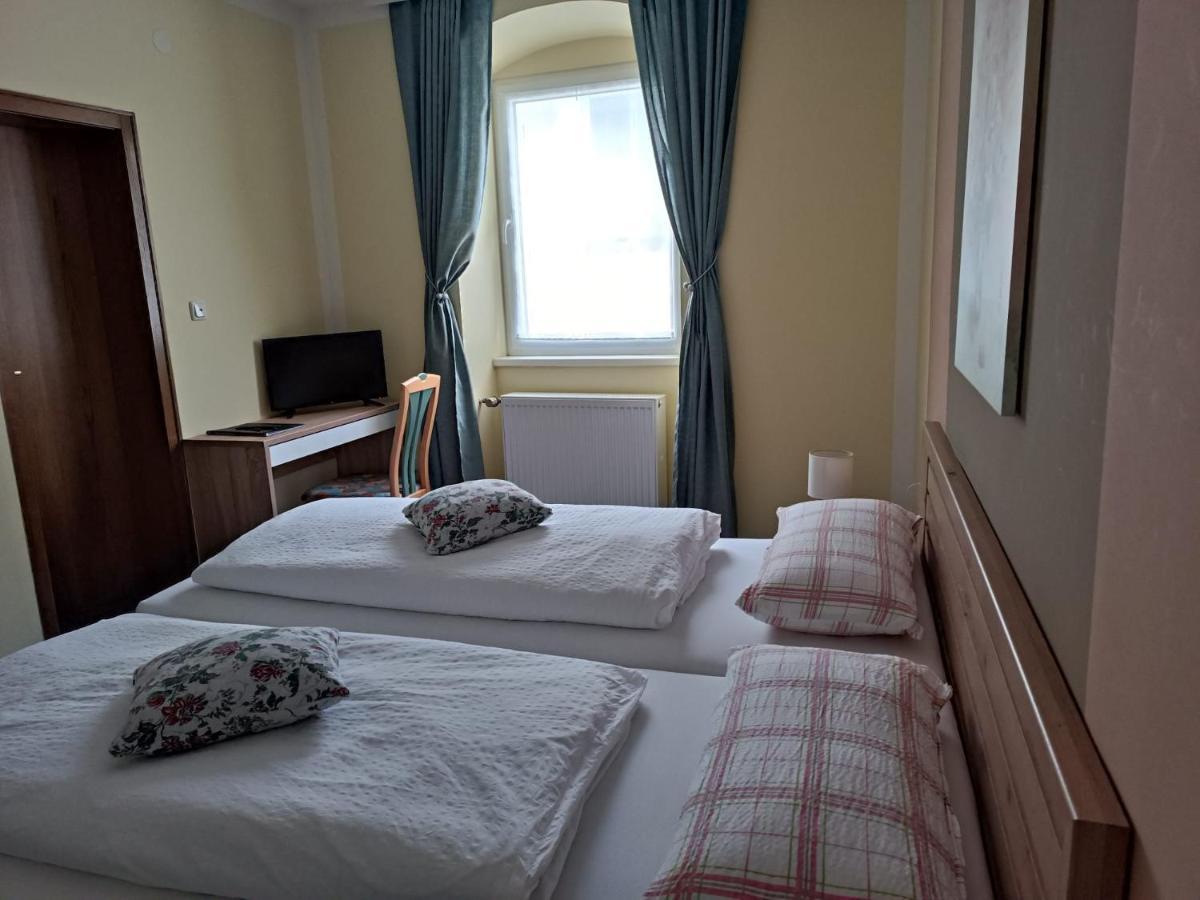 Garni Hotel Post Weißenstadt Eksteriør bilde
