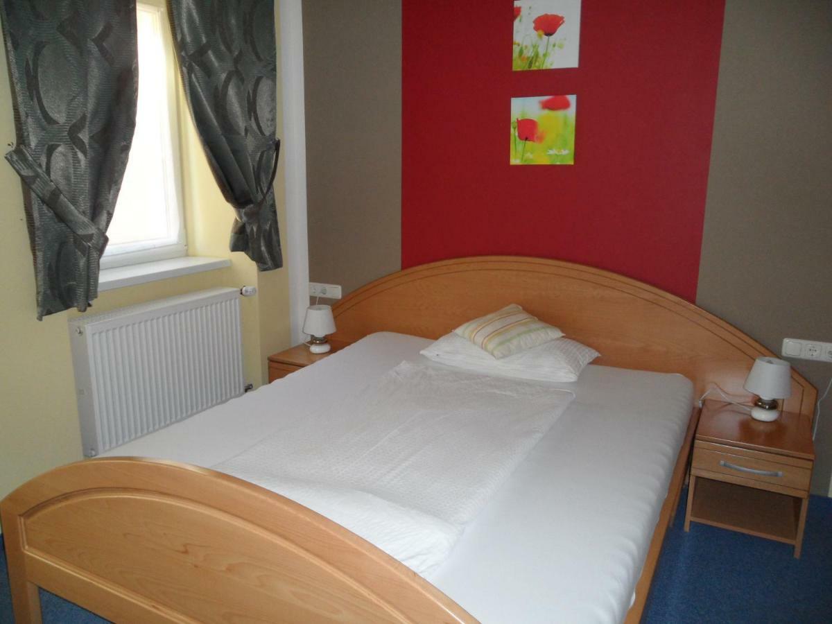Garni Hotel Post Weißenstadt Eksteriør bilde